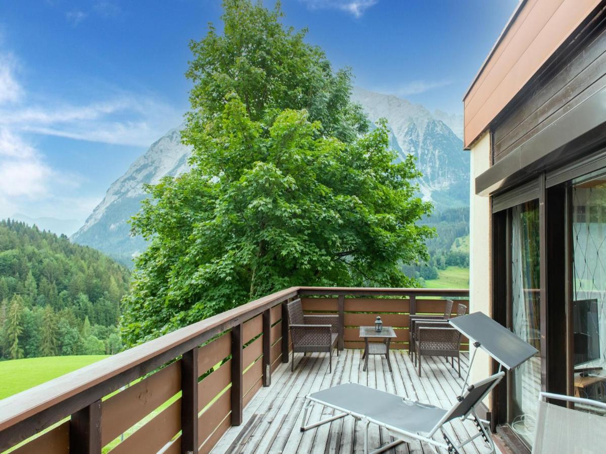 Apartment In Tauplitz With Sauna And Pool Exteriör bild